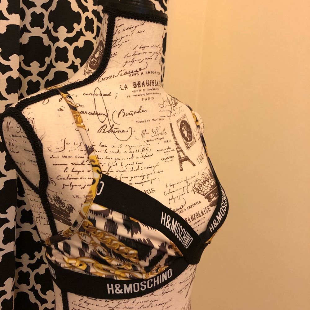 SOLD 🔥H&M x Moschino Softcup Bralette - Picture 2 of 5